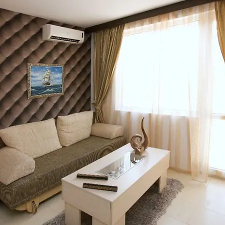 Emerald Paradise شقة فندقية *